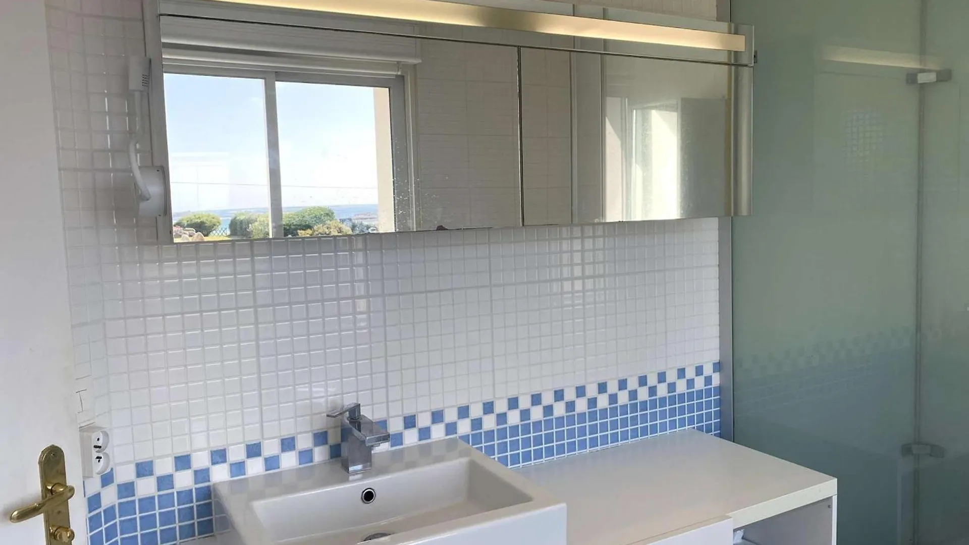 Holiday home Villa Contemporaine A 100M De La Plage Avec Jardin Et Wifi - Fr-1-368-434 Tregastel France